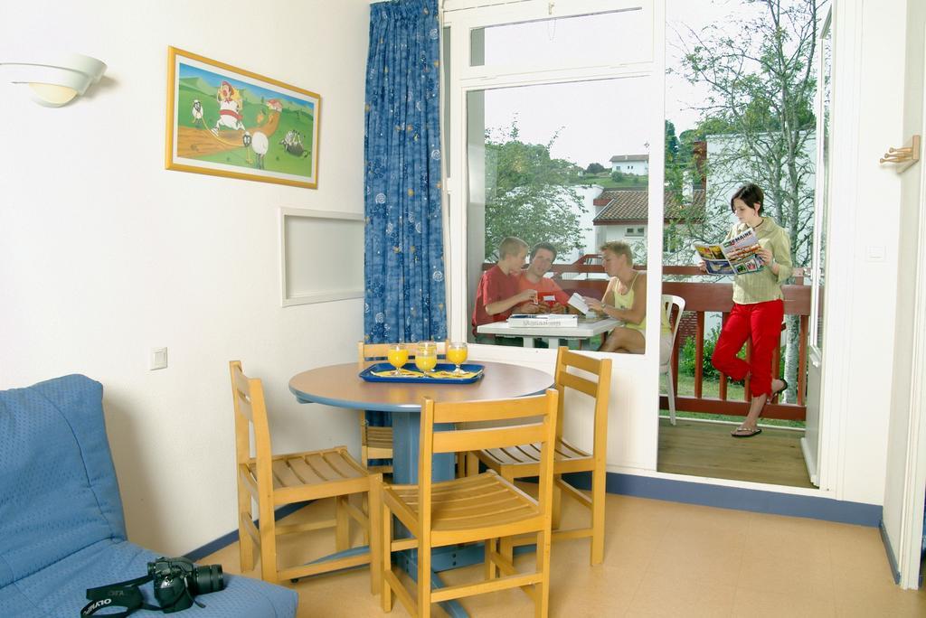 Vvf Residence Pays Basque 圣让皮耶德波尔 客房 照片